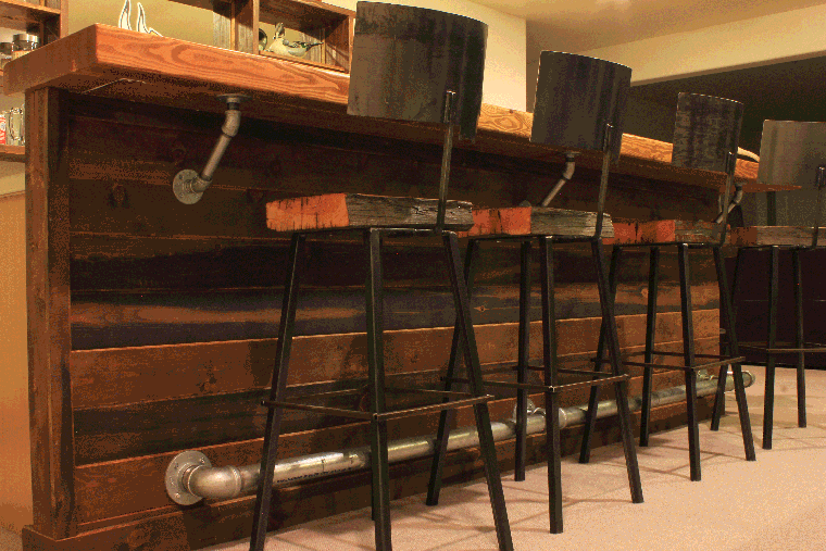 Rustic-Bar-Lights-On-Off