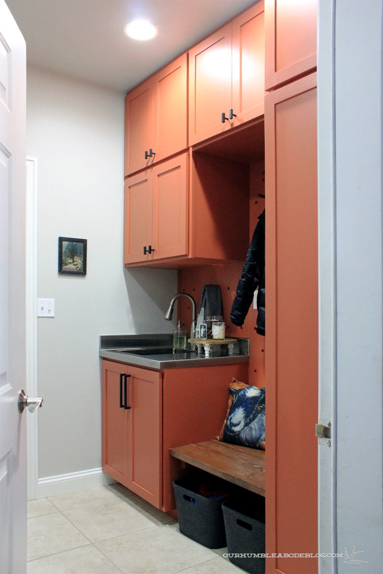 sun-baked-earth-mud-room-overall-from-garage